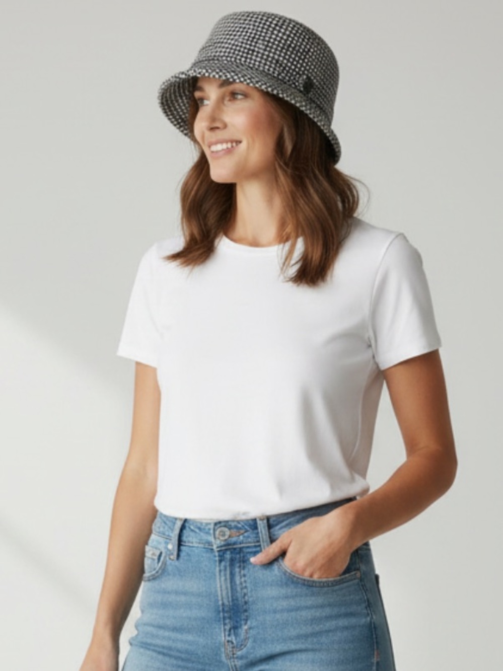 Nine West Vintage-Style Houndstooth Cloche Hat